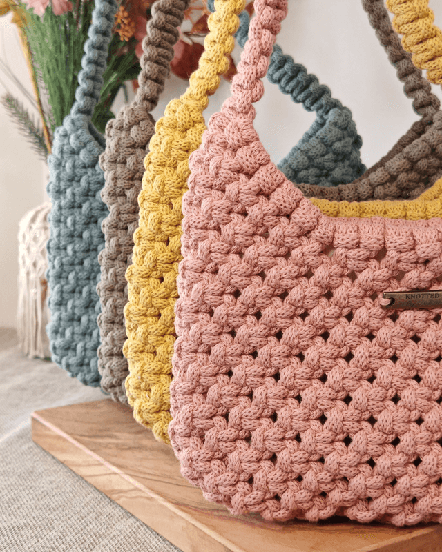 Blush Lily Handbag