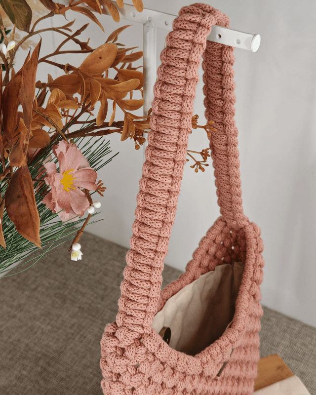 Blush Lily Handbag
