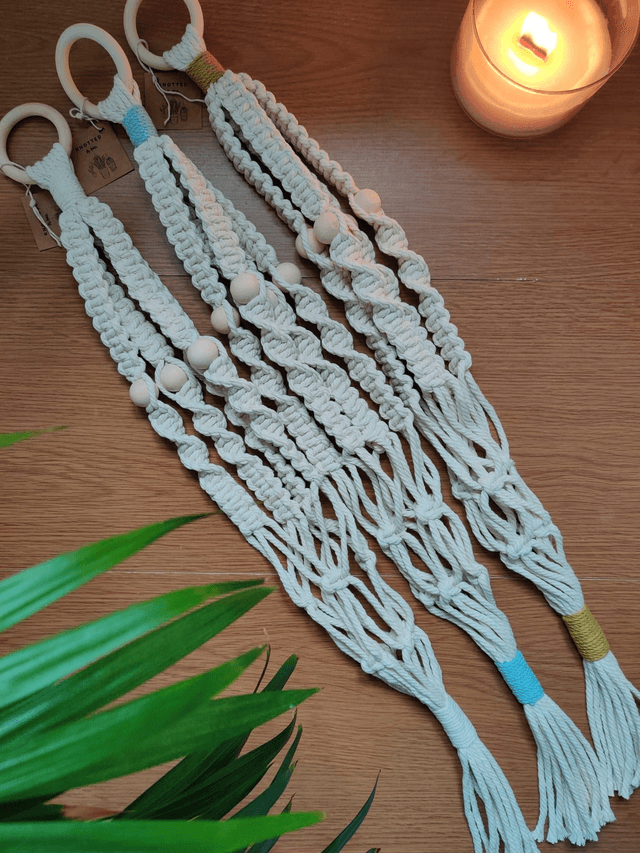 pop plant hanger